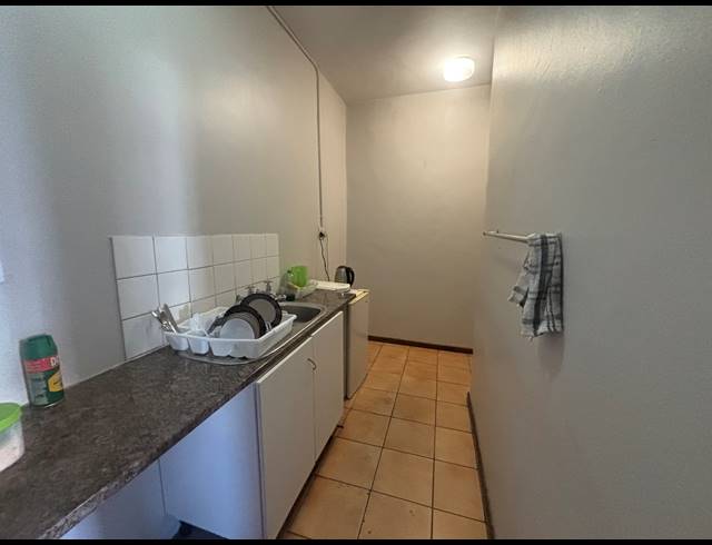1,163M² WAREHOUSE TO LET IN PAROW INDUSTRIAL